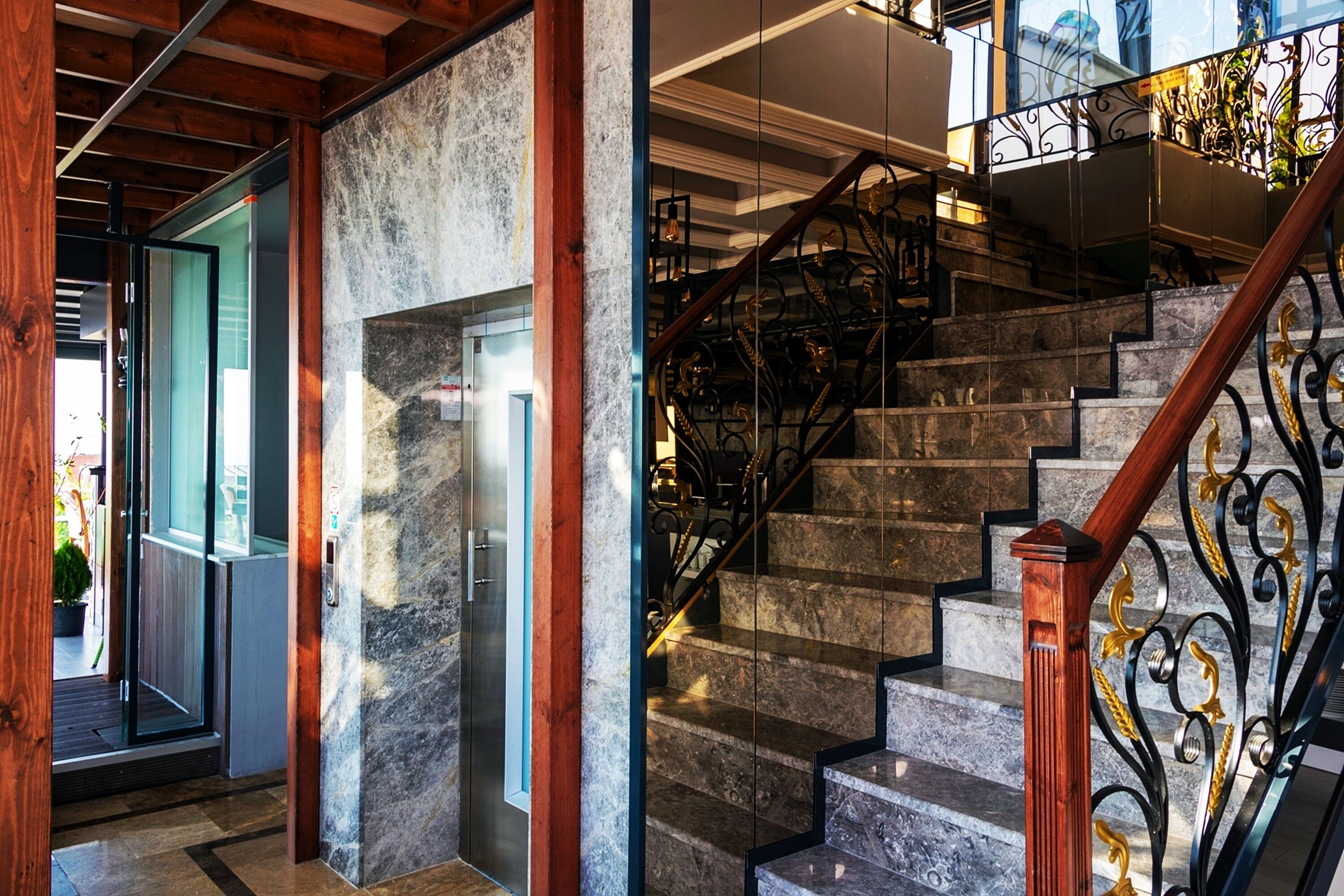 Photo - Skalion Hotel