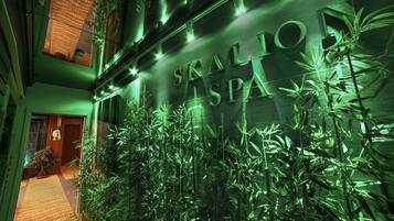 Couples treatment room(s), sauna, steam room, Turkish bath/hammam