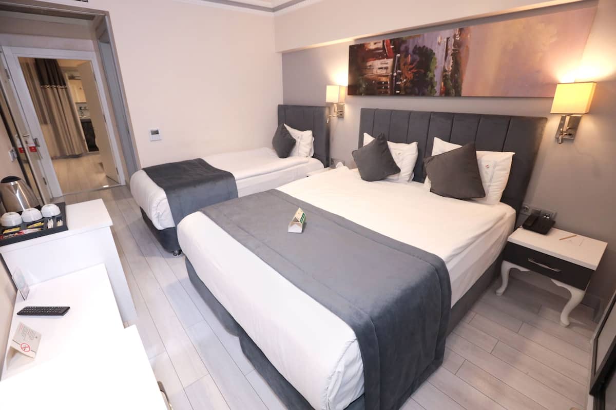 1 slaapkamer, luxe beddengoed, een minibar, een kluis op de kamer
