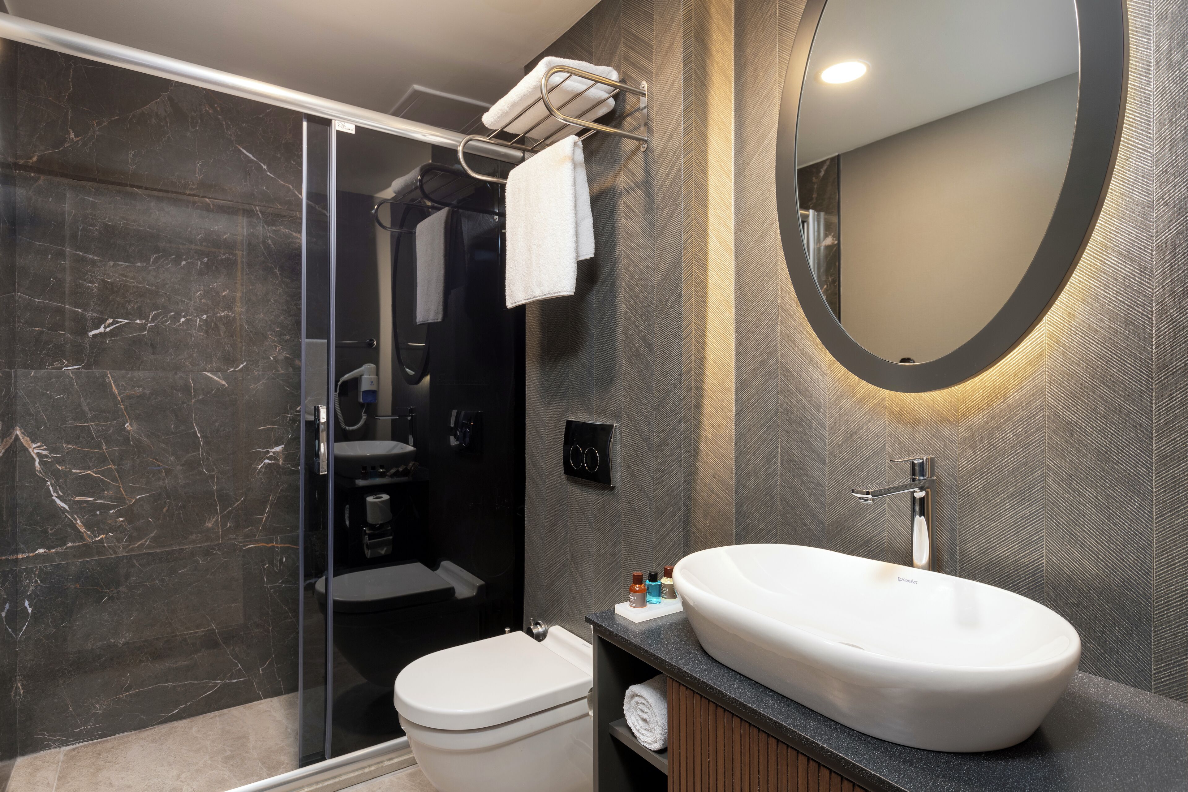 premium business executive room | bathroom | shower, rainfall showerhead, free toiletries, hair dryer