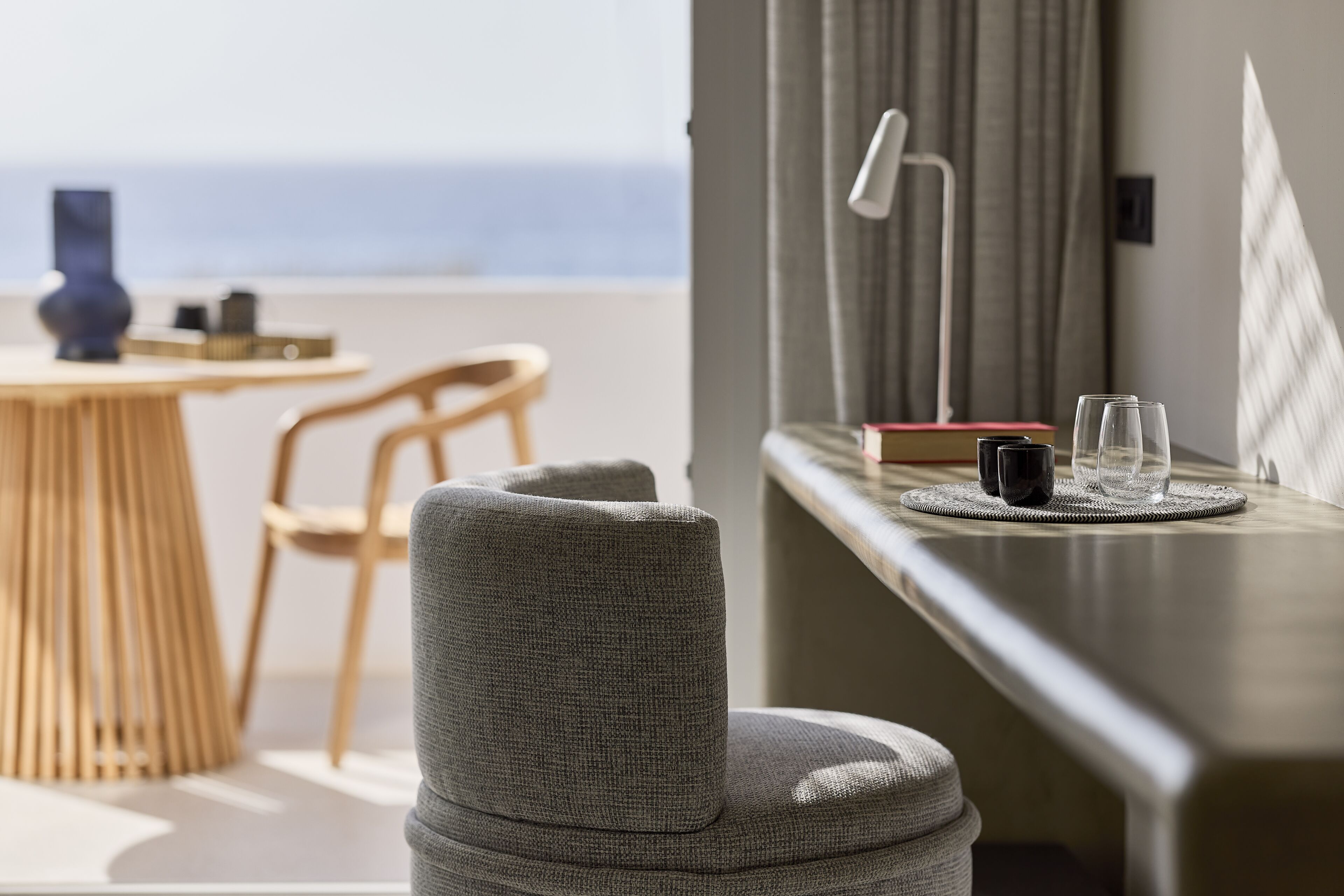 deluxe double room, sea view | in-room safe, soundproofing, bed sheets