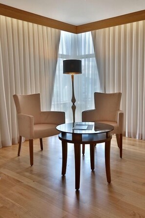 Deluxe Room | Living area - Queen Hotel & Spa (Istanbul)