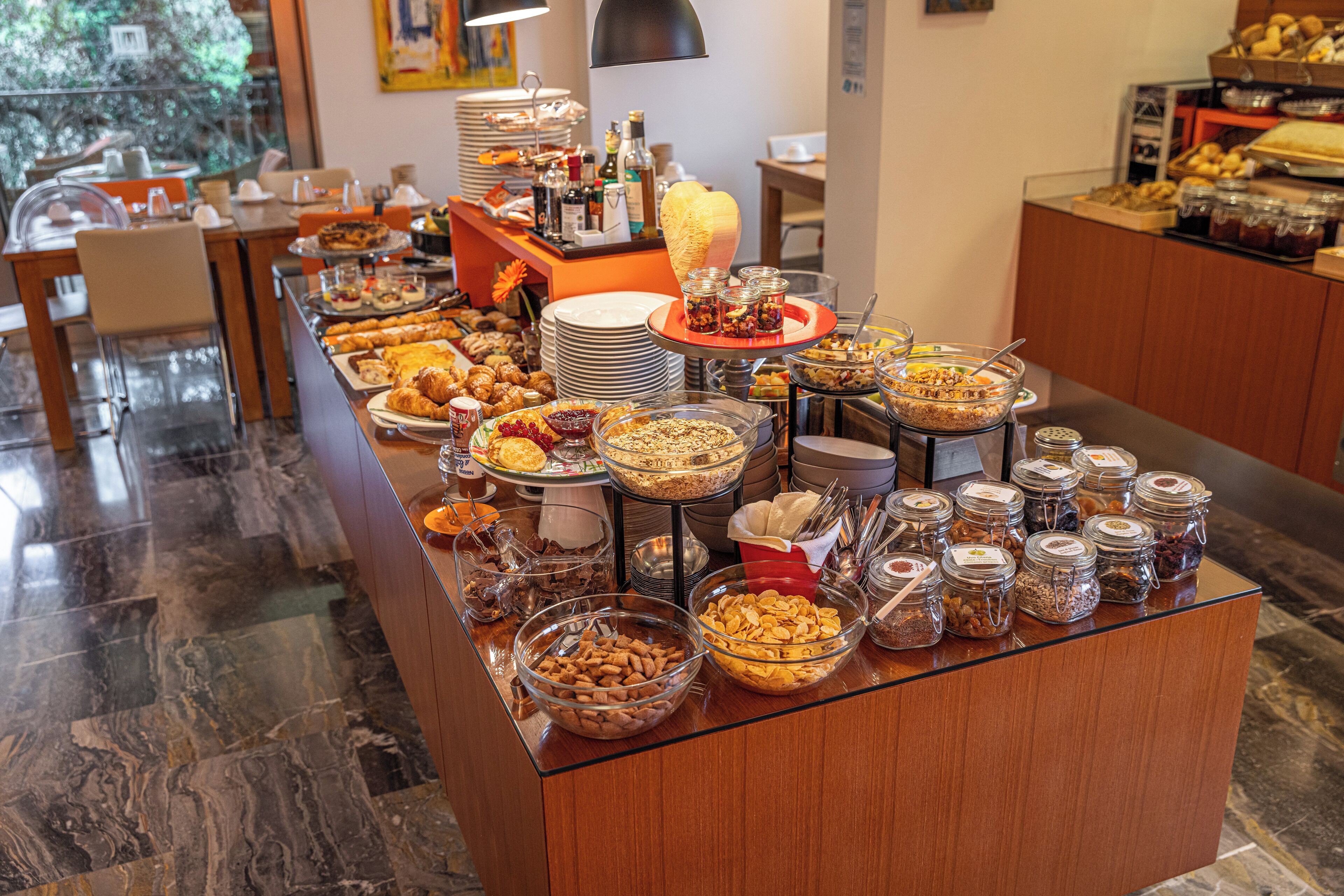 Bao gồm bữa sáng buffet hàng ngày 