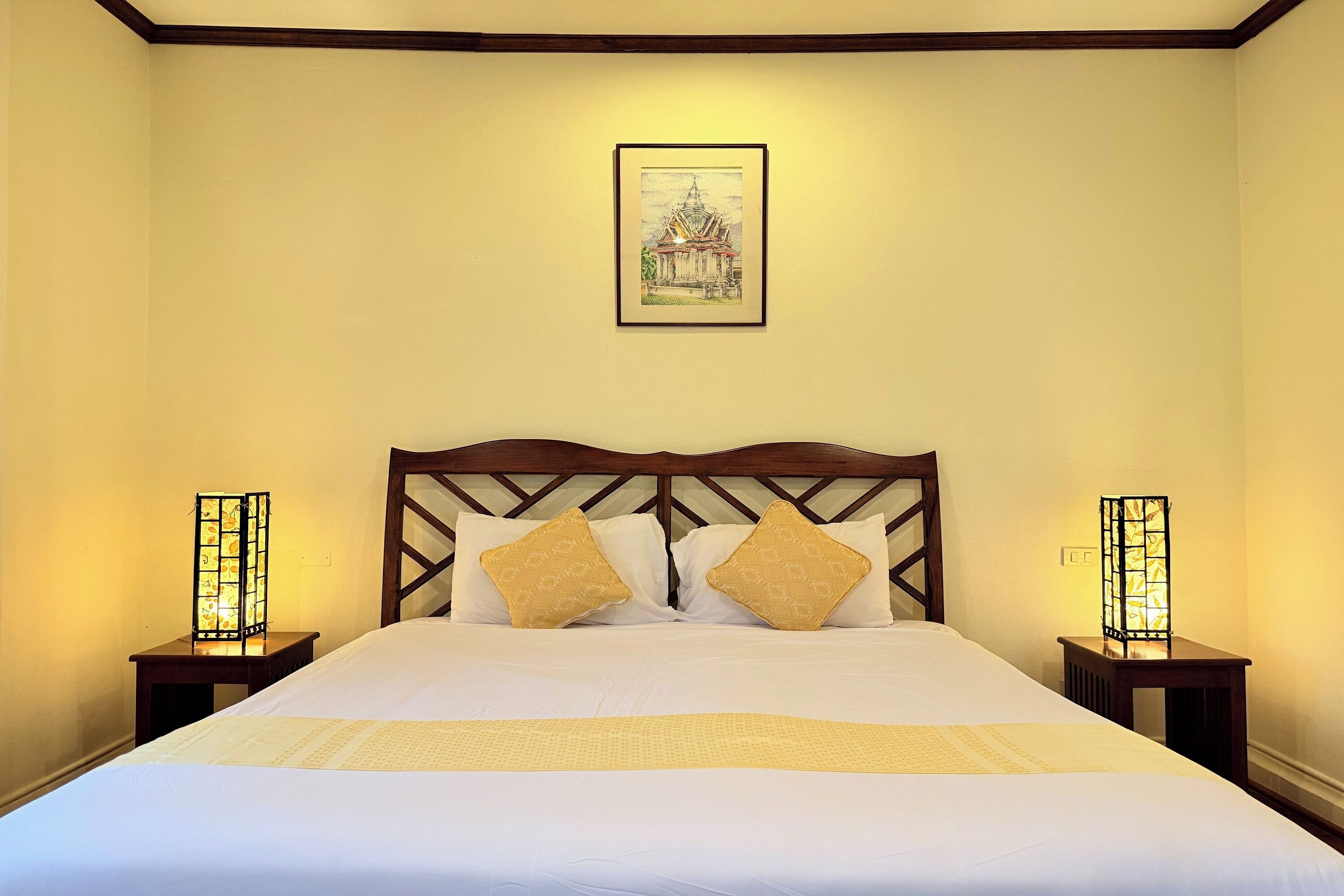 Grand Deluxe Double Room | ตู้นิรภัยในห้องพัก, โต๊ะทำงาน, ผ้าม่านกันแสง, เตารีด/โต๊ะรีดผ้า