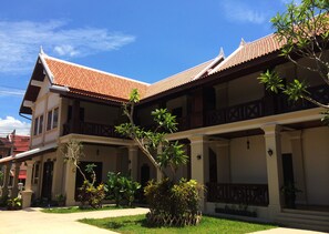 Exterior - Luang Prabang Legend Hotel (Luang Prabang)