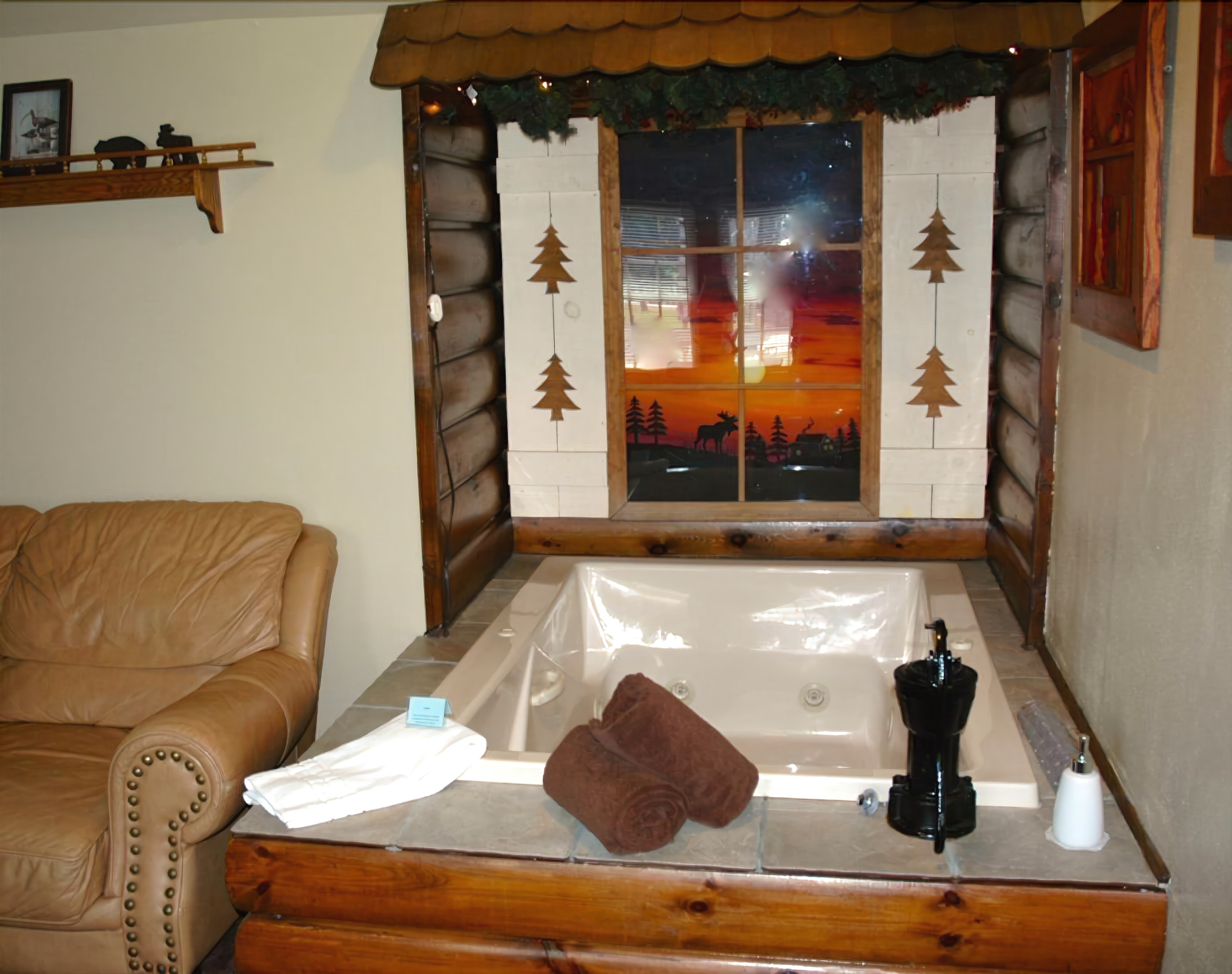 Suite (Lazy Cloud B&amp;B) | Individually decorated, individually furnished, free WiFi, bed sheets