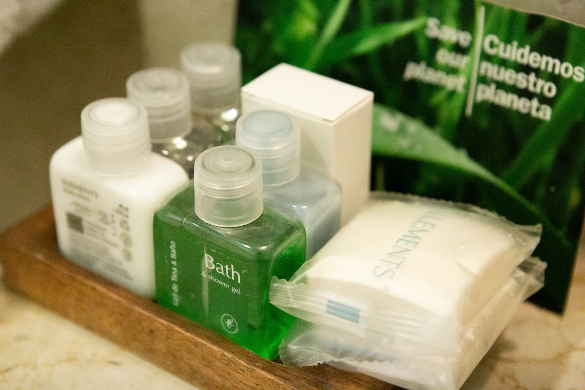 junior suite | bathroom amenities | shower, free toiletries, hair dryer, towels