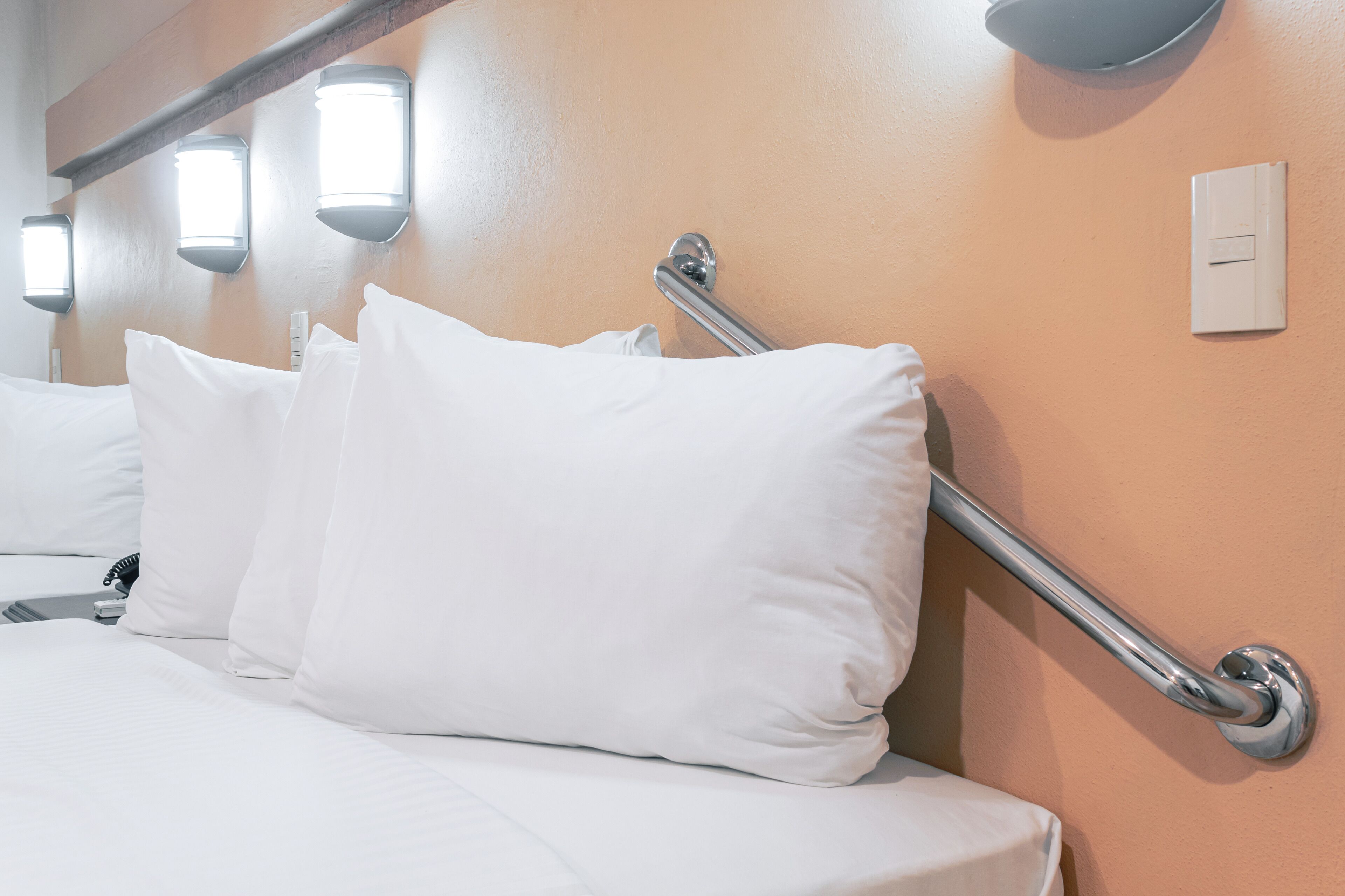 basic double room, 1 single bed, accessible bathtub | 1 bedroom, premium bedding, in-room safe, iron/ironing board