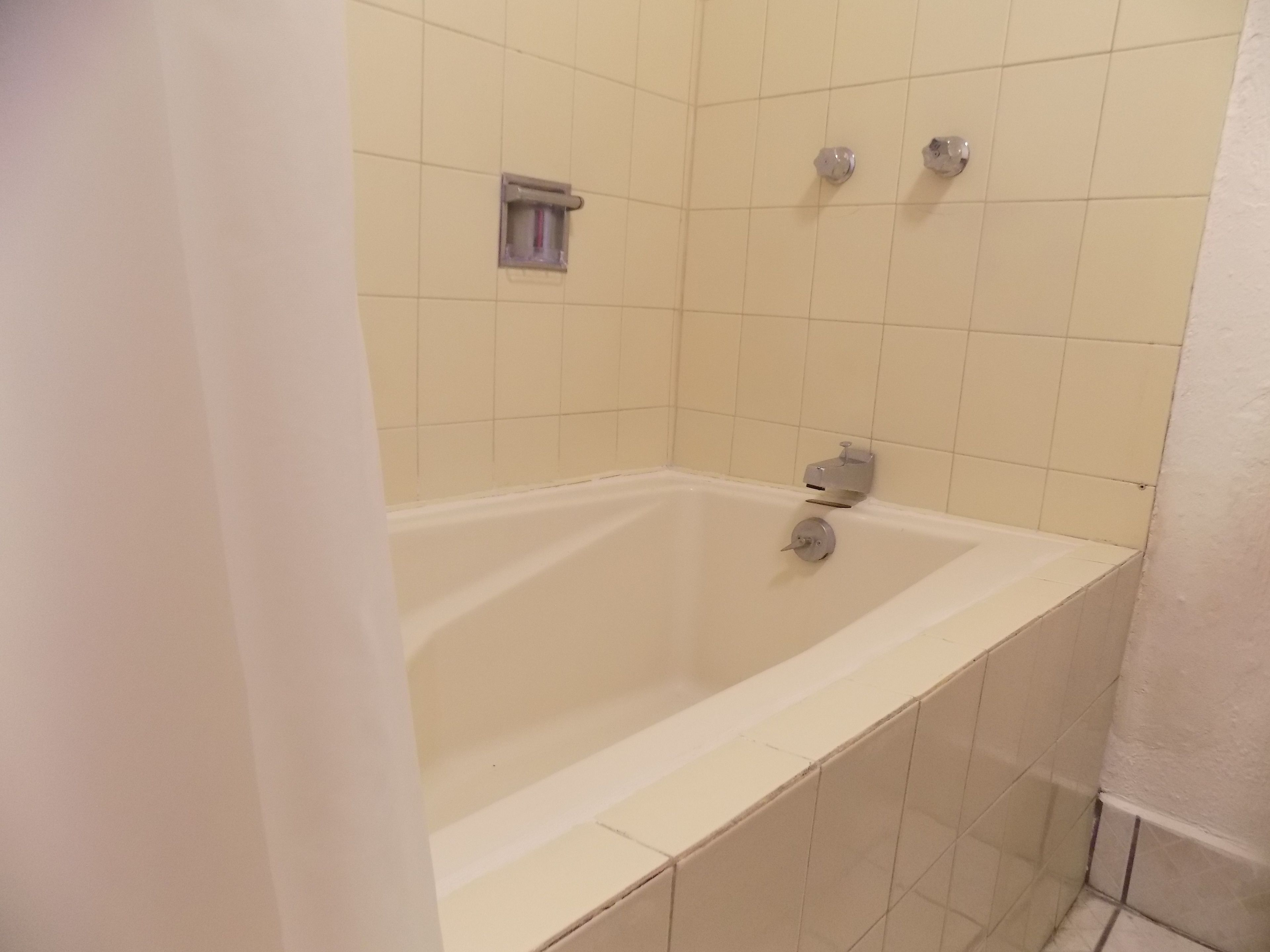 presidential suite | bathroom | shower, free toiletries, hair dryer, towels