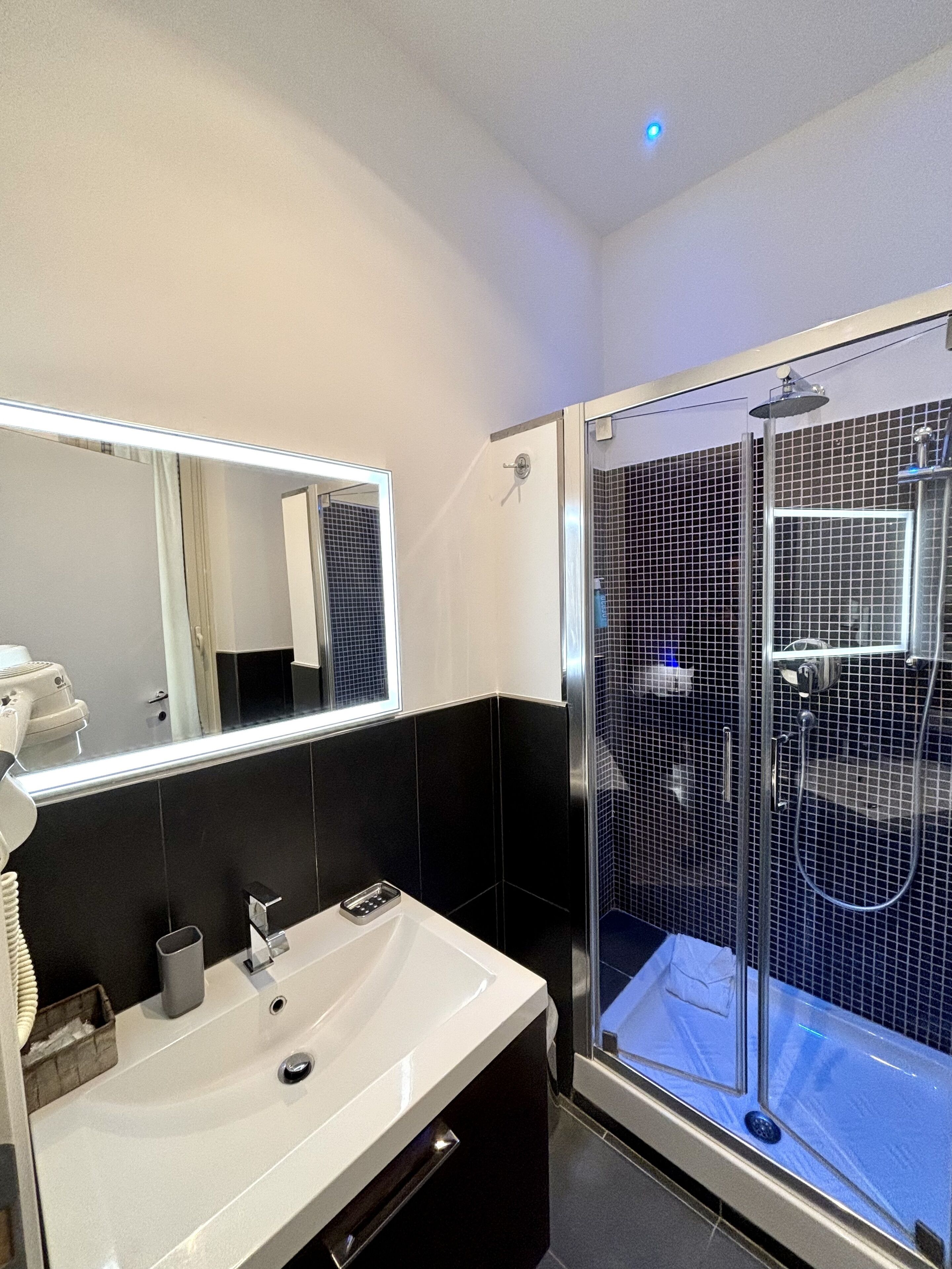 Photo - Chroma Italy - Chroma Tessera