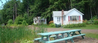 The Cabins at Autumn Mountain Winery