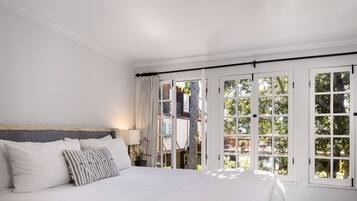 Leilighet, 1 soverom (Oscar/Ruth 2-Story) | Sengetøy av topp kvalitet, dundyner, minibar og safe på rommet