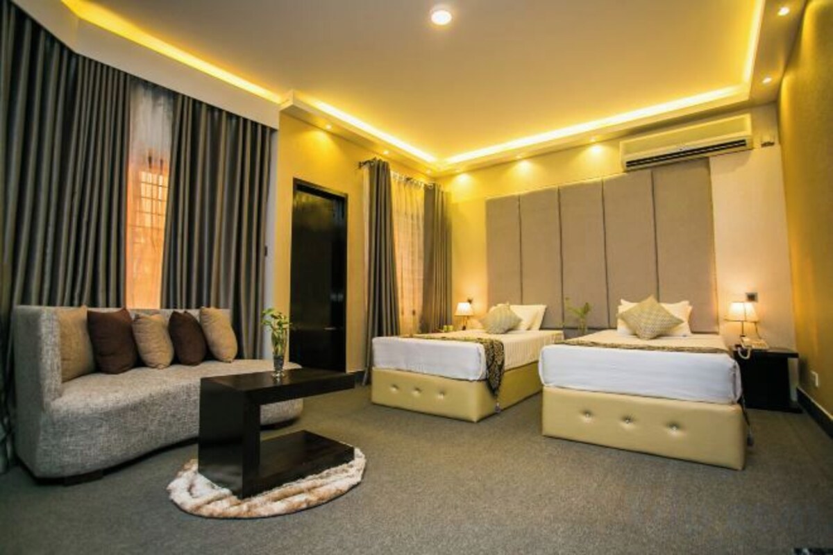 Twin Room With Balcony And Lake View