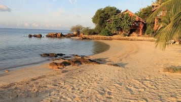 Private beach, sun-loungers, kayaking