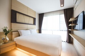 1 habitación, minibar, decoración personalizada y escritorio 