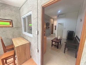 Family room with 2 bedroom | Living area - Araya Boutique Hotel (Ko Pha-ngan)