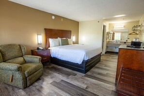 Ropa de cama de alta calidad, colchones con pillow-top y escritorio 