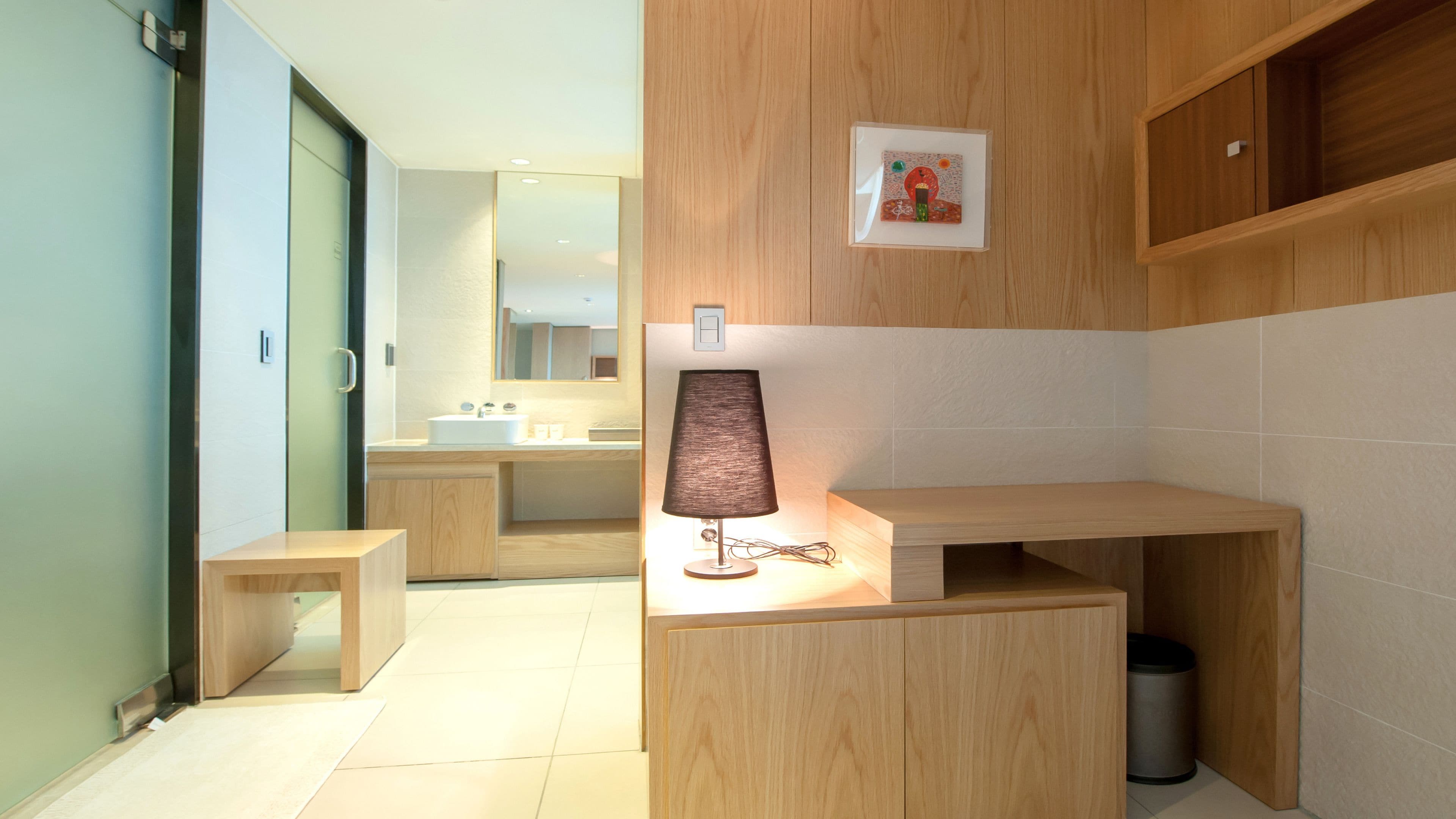 deluxe double room | 1 bedroom, frette italian sheets, in-room safe, desk