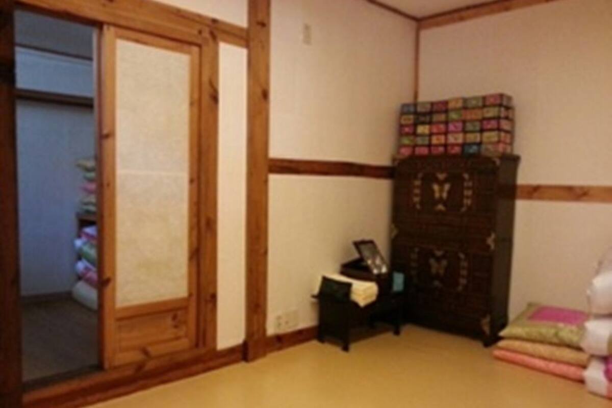 Family Room (Special)