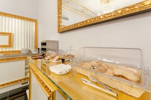 Colazione (10 EUR a persona)