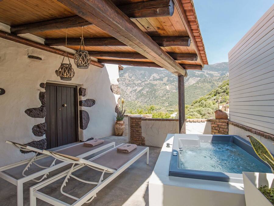 Apartment, Terrace, Mountain View (Private) | Mountain view