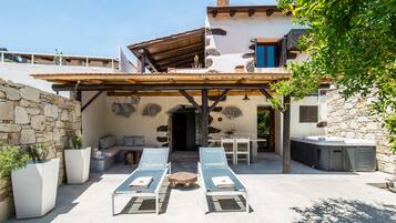Appartement Deluxe, bain Ă remous, vue montagne | Terrasse/Patio