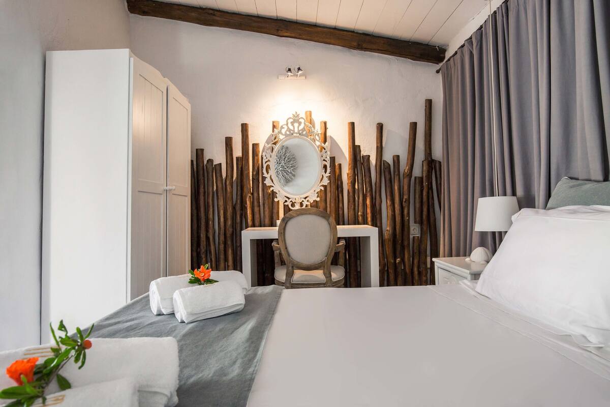 Appartement | 1 slaapkamer, luxe beddengoed, een bureau, een laptopwerkplek