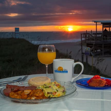 Free daily full breakfast