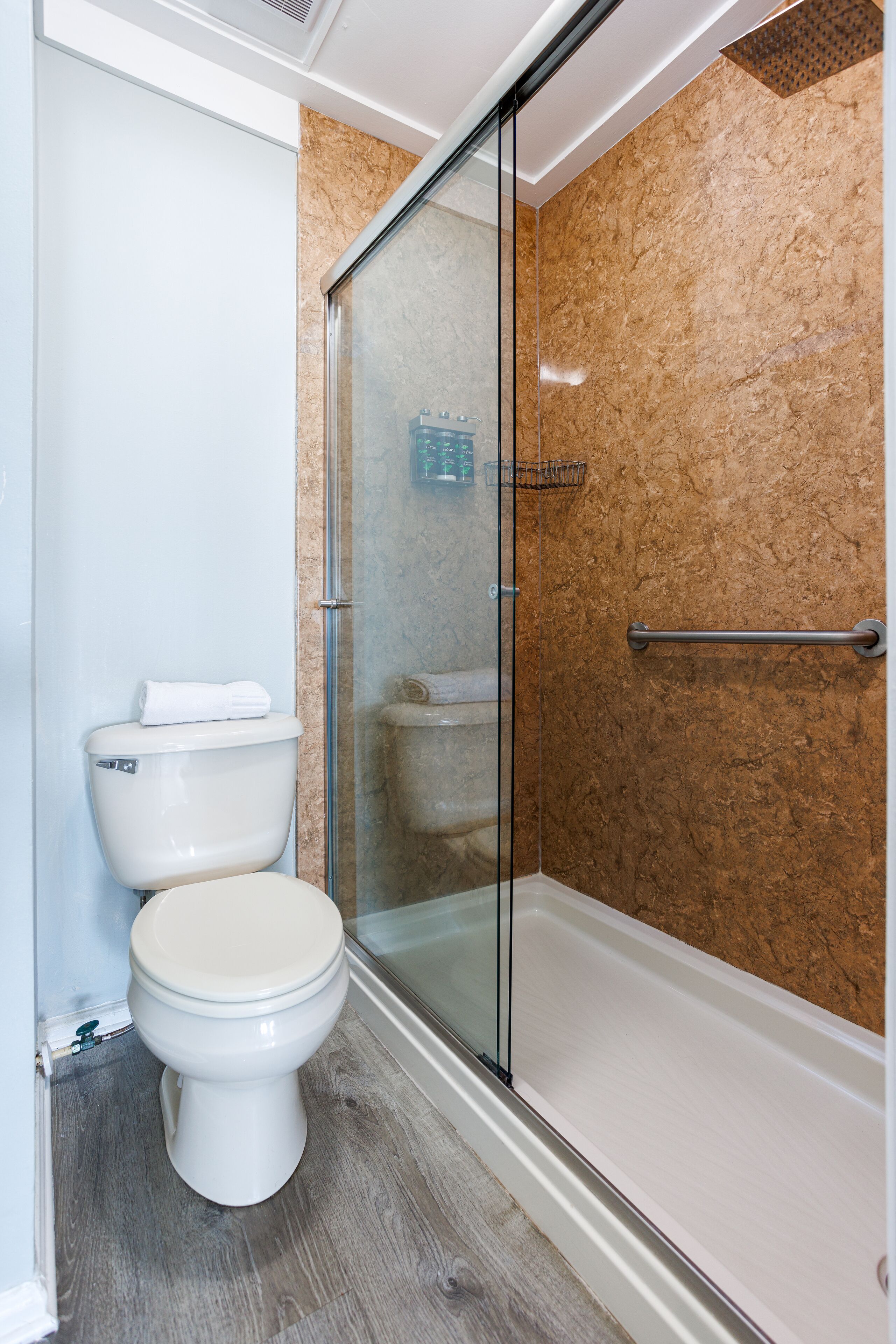 shower, rainfall showerhead, eco-friendly toiletries, hair dryer