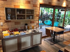 Tägliches inbegriffenes Frühstücksbuffet