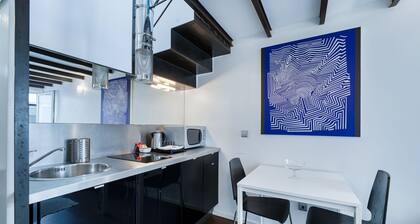 Olala Fine Arts Studios