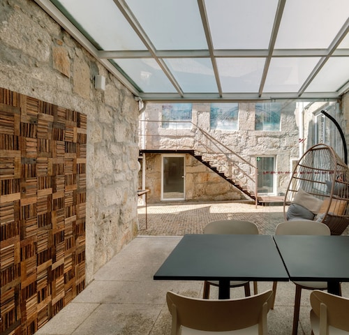 Olala Fine Arts Studios