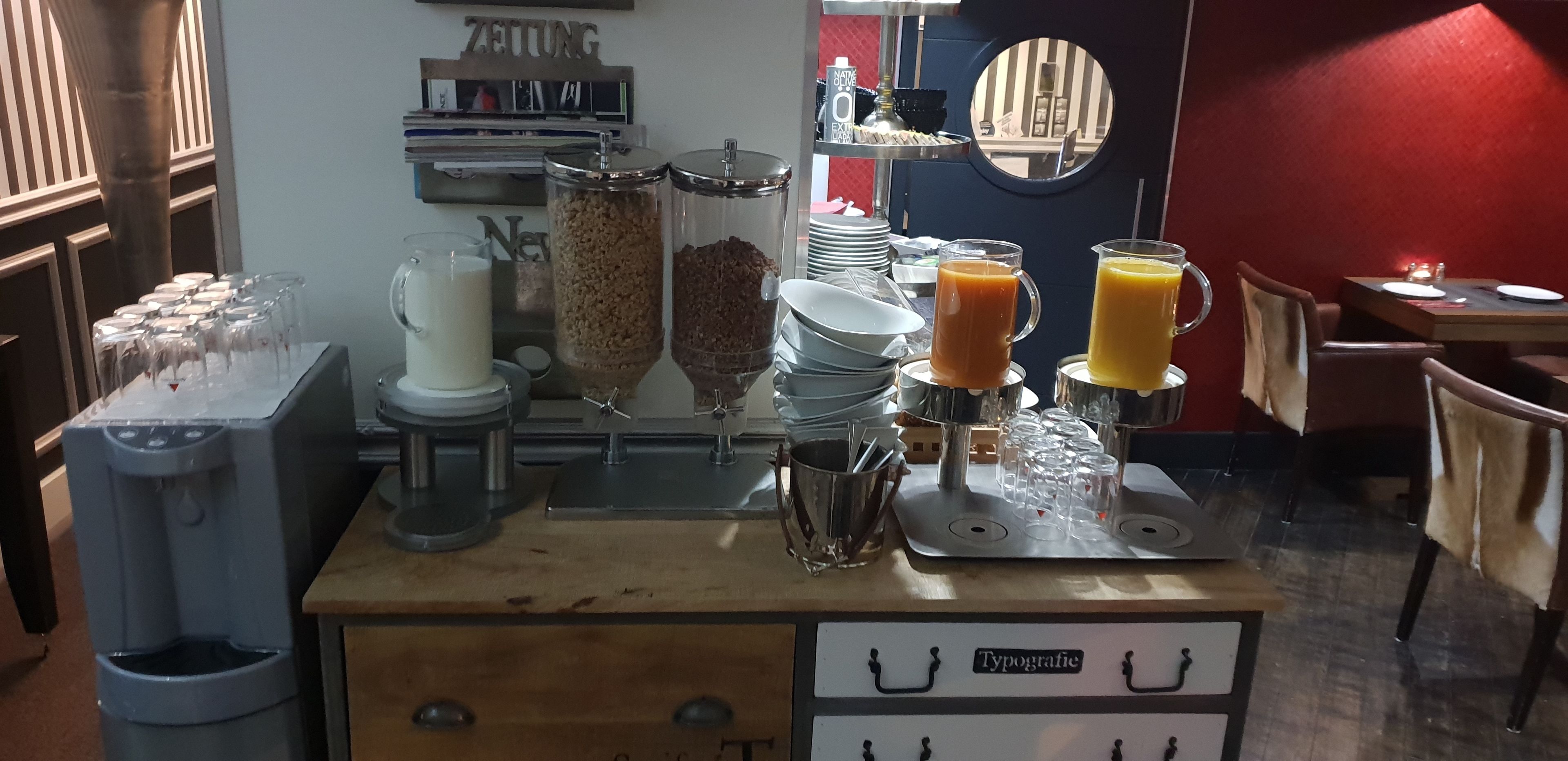 daily buffet breakfast (eur 17.5 per person)