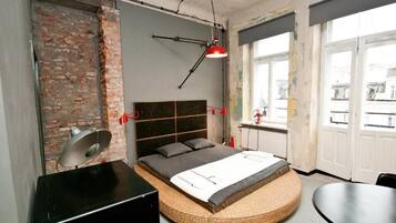 Double Room | Premium bedding, desk, iron/ironing board, free WiFi