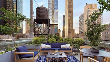 Suite, 1 kamar tidur (Sky Terrace) | Pemandangan dari kamar