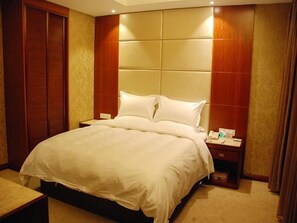 Caja de seguridad en la habitación, escritorio y wifi gratis