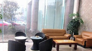 Lobby sitting area - GreenTree Inn Changzhou Liyang Pingling Square Business Htl (Changzhou)