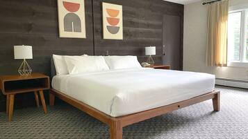 Quarto, 1 cama King | Escrivaninha, Wi-Fi de cortesia, roupa de cama