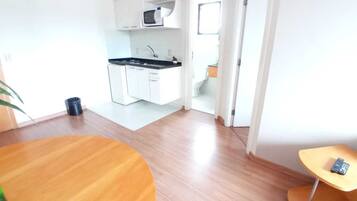 Minibar, desk, soundproofing, iron/ironing board