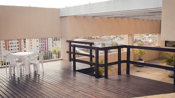 室外泳池