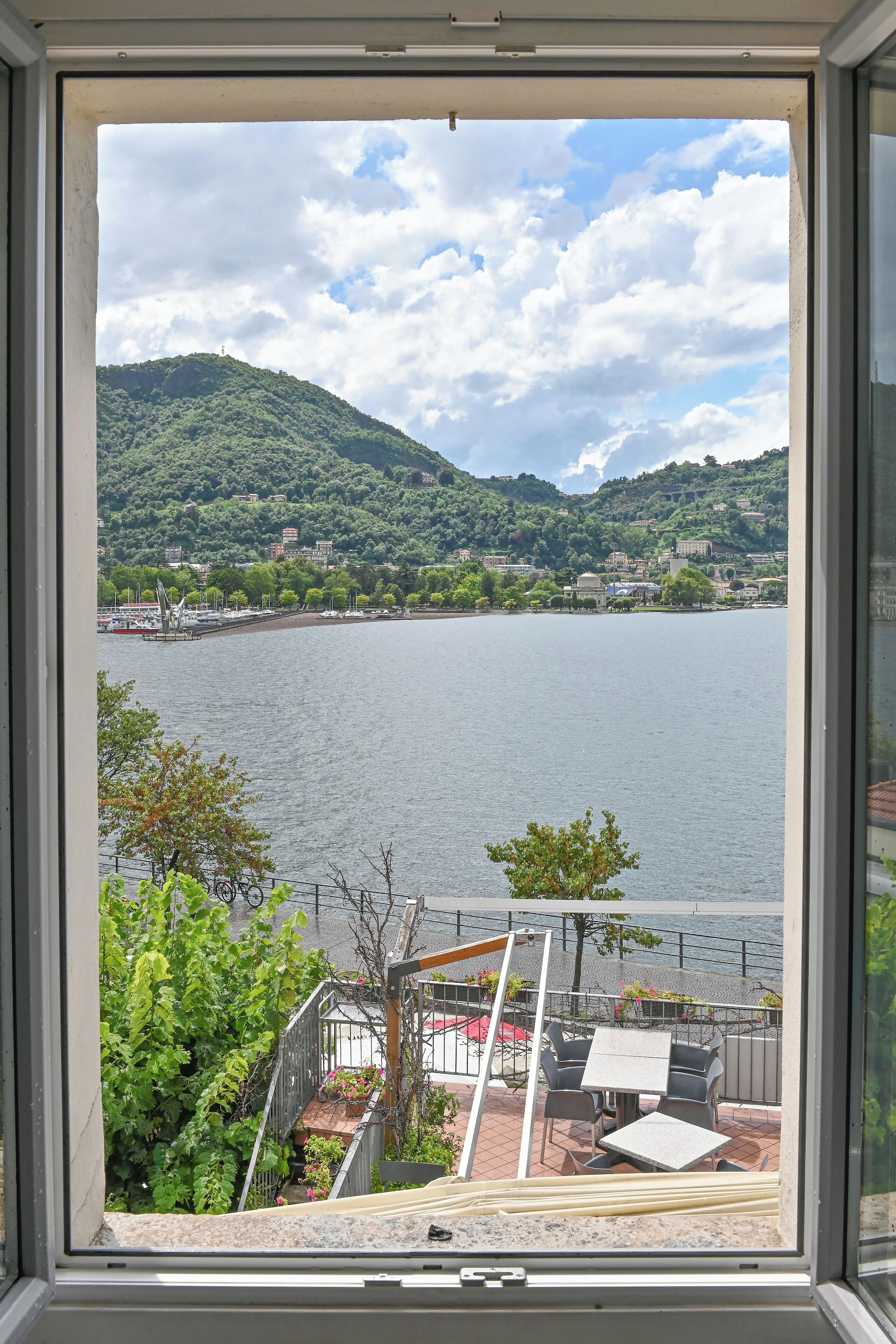 三人房 | 客房内保险箱、免费 WiFi、床单