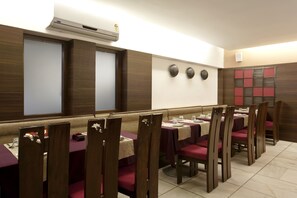 Restaurant - Hotel Accord Mumbai (Mumbai)