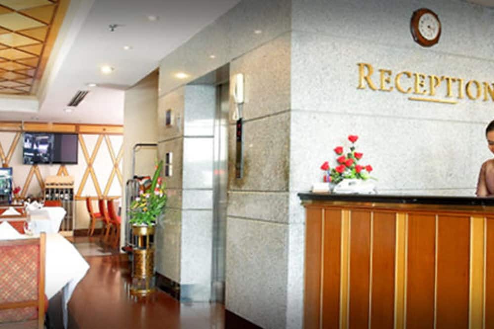 Majestic Suites