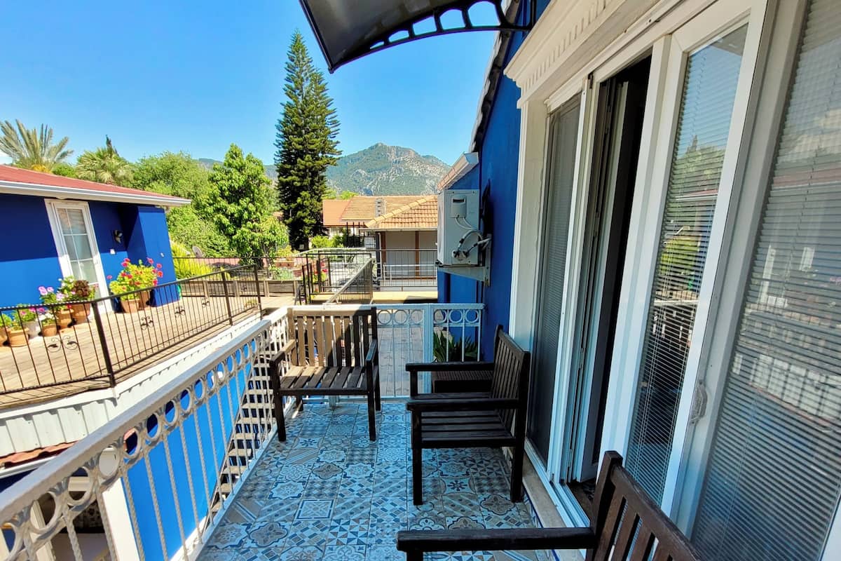 Apartamento conforto, 2 quartos, para não fumantes, vista para o lago | Terraço/pátio