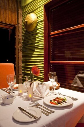 Breakfast, lunch, dinner served; African cuisine  - Gwahumbe Game & Spa (Mid Illovo)
