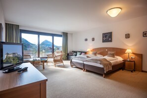 Hypo-allergenic bedding, in-room safe, desk, blackout curtains - Aparthotel Andreas Hofer (Kufstein)