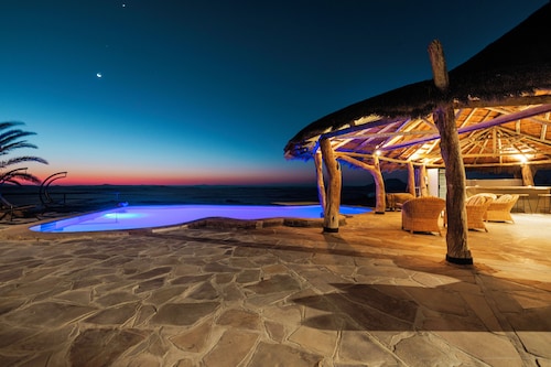 Rostock Ritz Desert Lodge