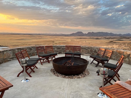 Rostock Ritz Desert Lodge