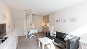 Habitació estàndard | Roba de llit hipoal·lergògena i caixa forta a l'habitació