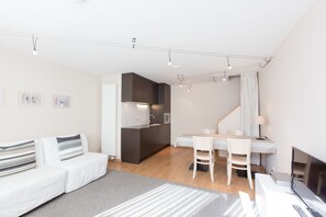 Fridge, microwave, stovetop, coffee/tea maker - Bonobo Apartments (Bruges)